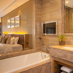 Grande Executive King Room